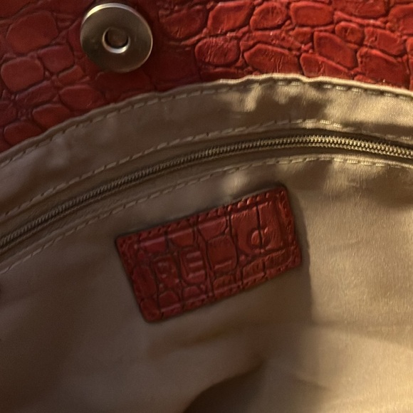 Relic by Fossil Maroon crocodile embossed look shoulder bag with double handles. - Picture 4 of 11